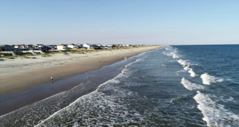 Gorgeous, yet aggressive waves at Ocean Isle Beach on a spring day
