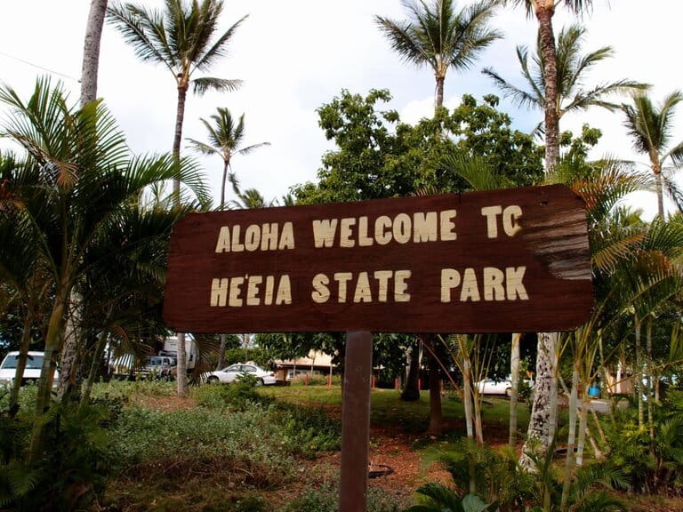 Aloha signage welcomes you to He'eia State Park Aloha signage welcomes you to He'eia State Park