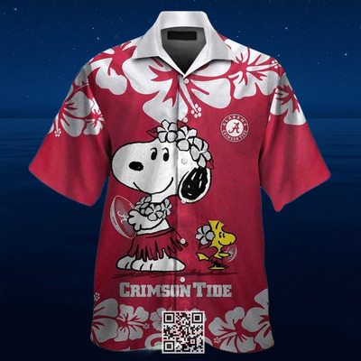 Snoopy Loves NCAA Alabama Crimson Tide Hawaiian Shirt Beach Lovers Gift
